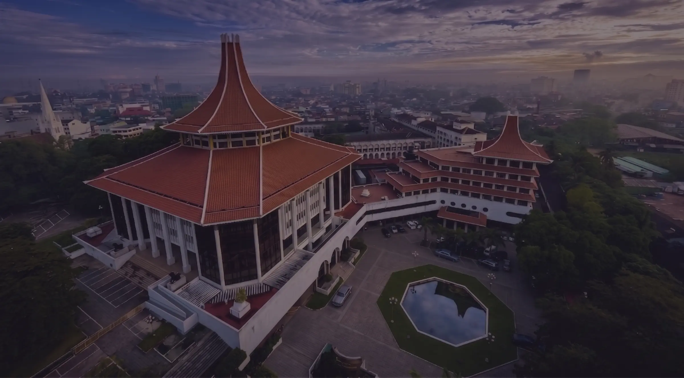 Premium Legal Office